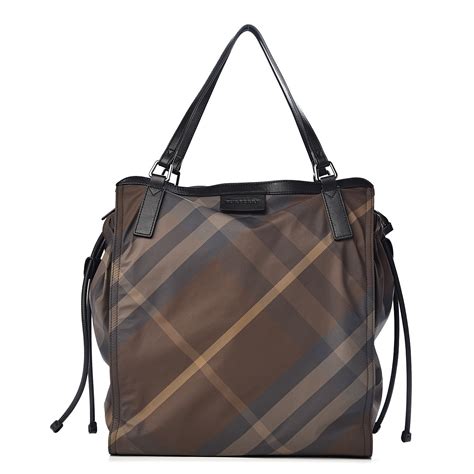 borsa burberry buckleigh tote|Burberry Buckleigh Packable Nylon Tote .